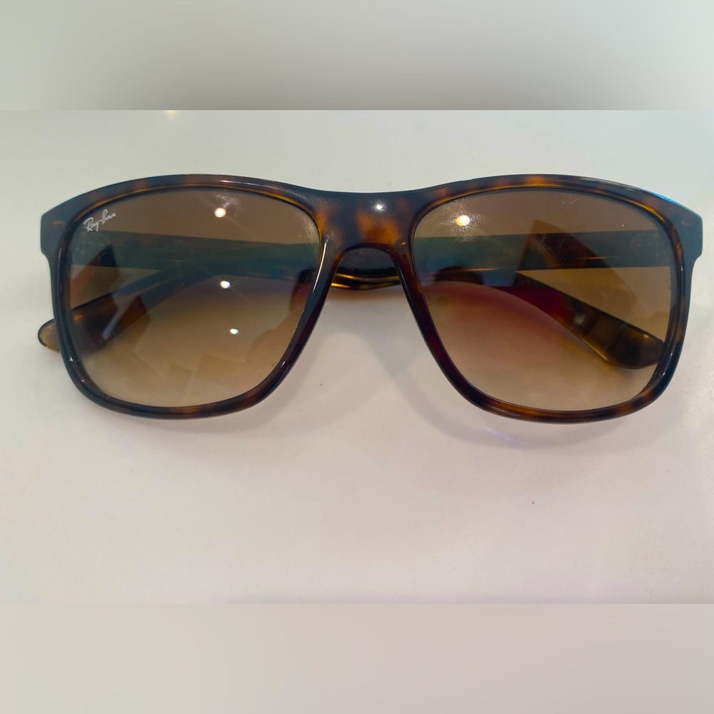Ray-Ban Sunglasses